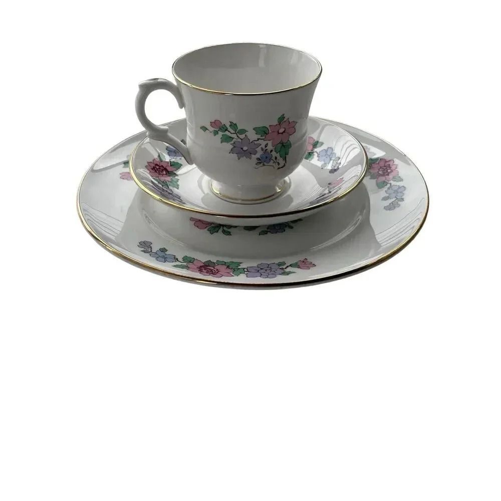 Staffordshire Fine Bone China 3Pc Place Setting‎ Plate Teacup & Saucer White OS